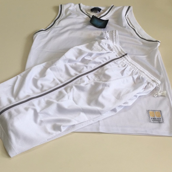 Mesh Tank Top & Long Shorts - Picture 3 of 5